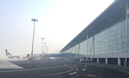 济南机场航站区南指廊启用 明年运输千万旅客